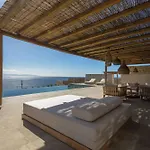 Noema Villa