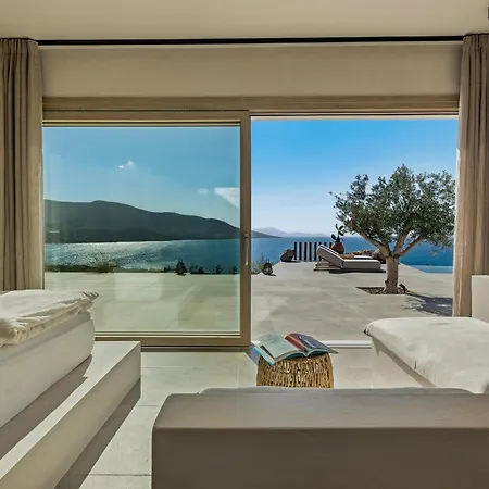 Noema Villa Agiassos